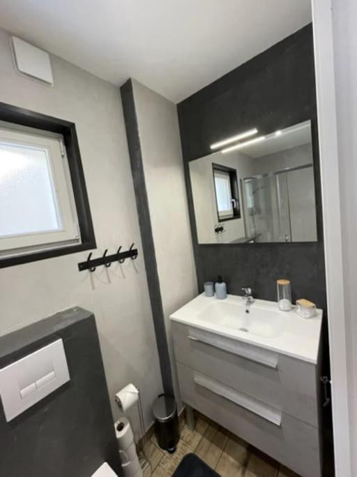 Chic'N Chill Apartment Issoudun Exterior foto